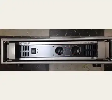 YAMAHA P2500S